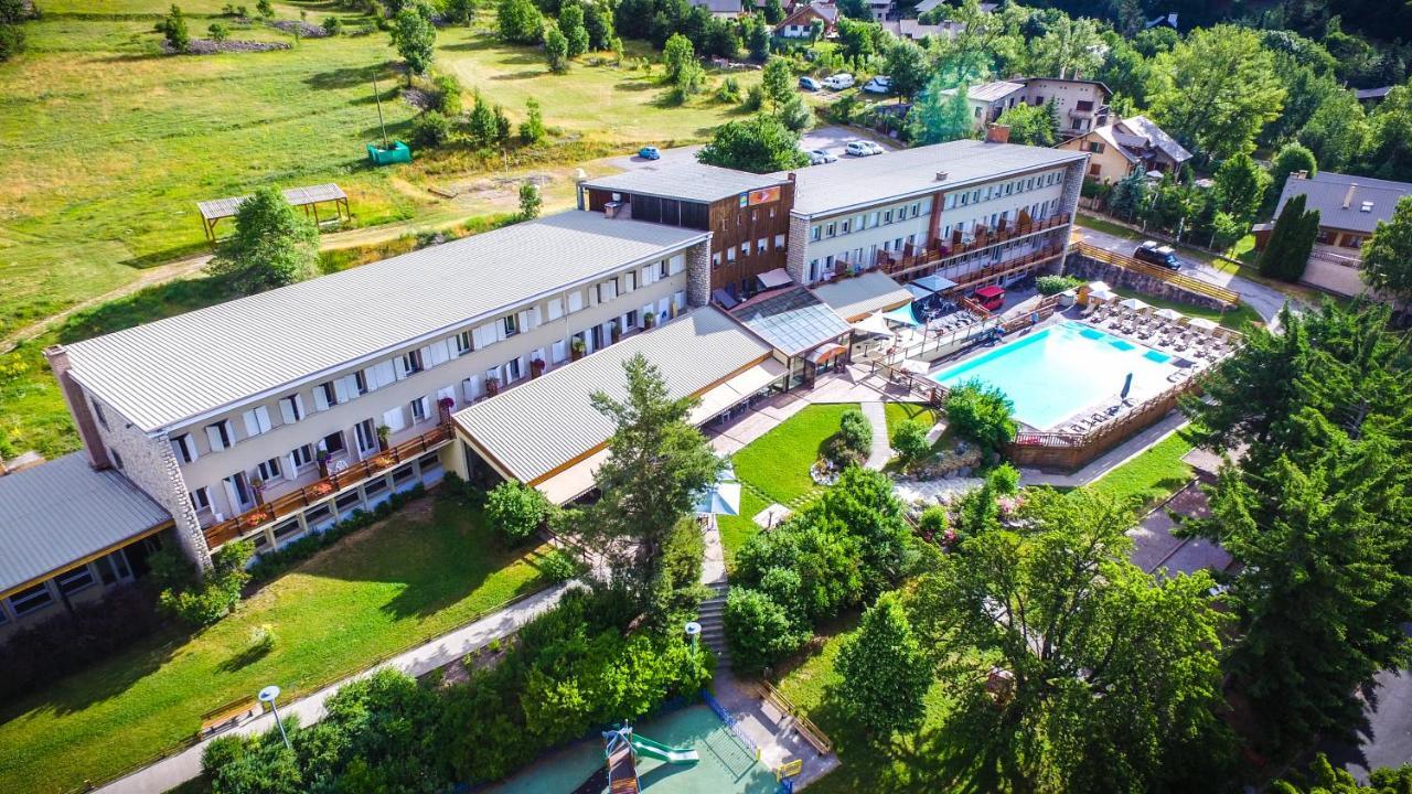 Village Vacances Passion Les 4 Saisons Resort&Spa Saint-Chaffrey Extérieur photo
